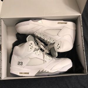 2014 Air Jordan 5s white Metallics